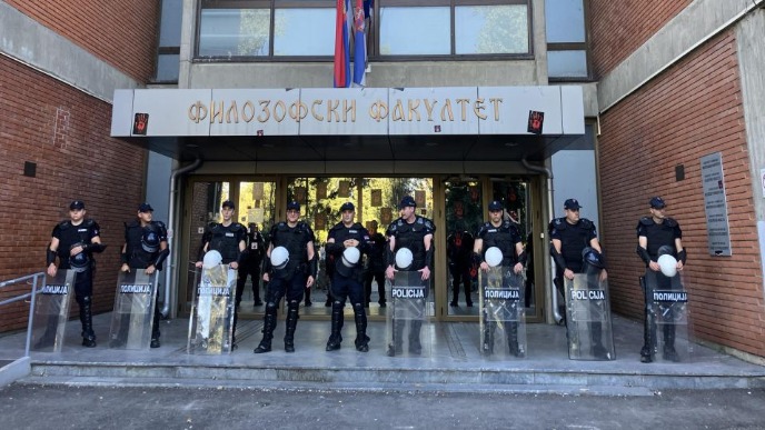 Dekan da prekine blokadu